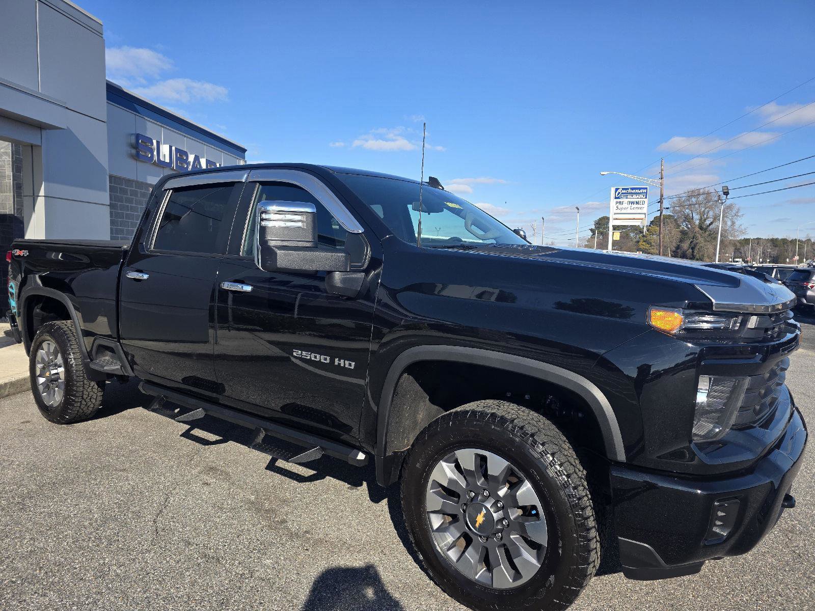 Used 2024 Chevrolet Silverado 2500 Custom image 3