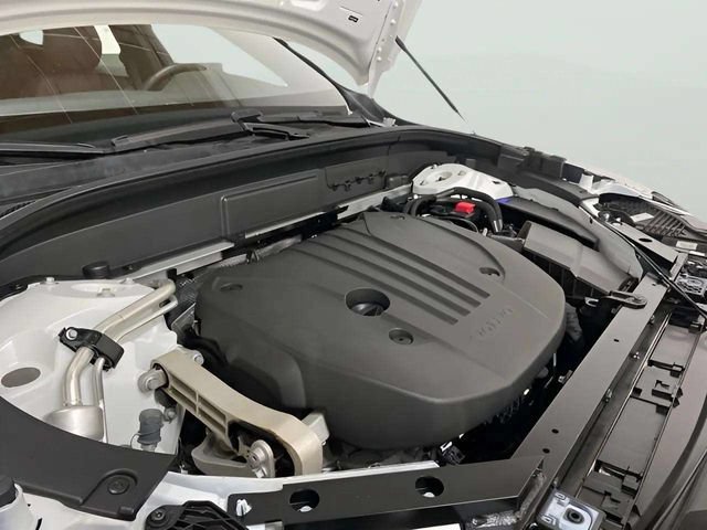 Used 2024 Volvo XC60 B5 Plus w/ Protection Package Premier AWD/4WD image 87