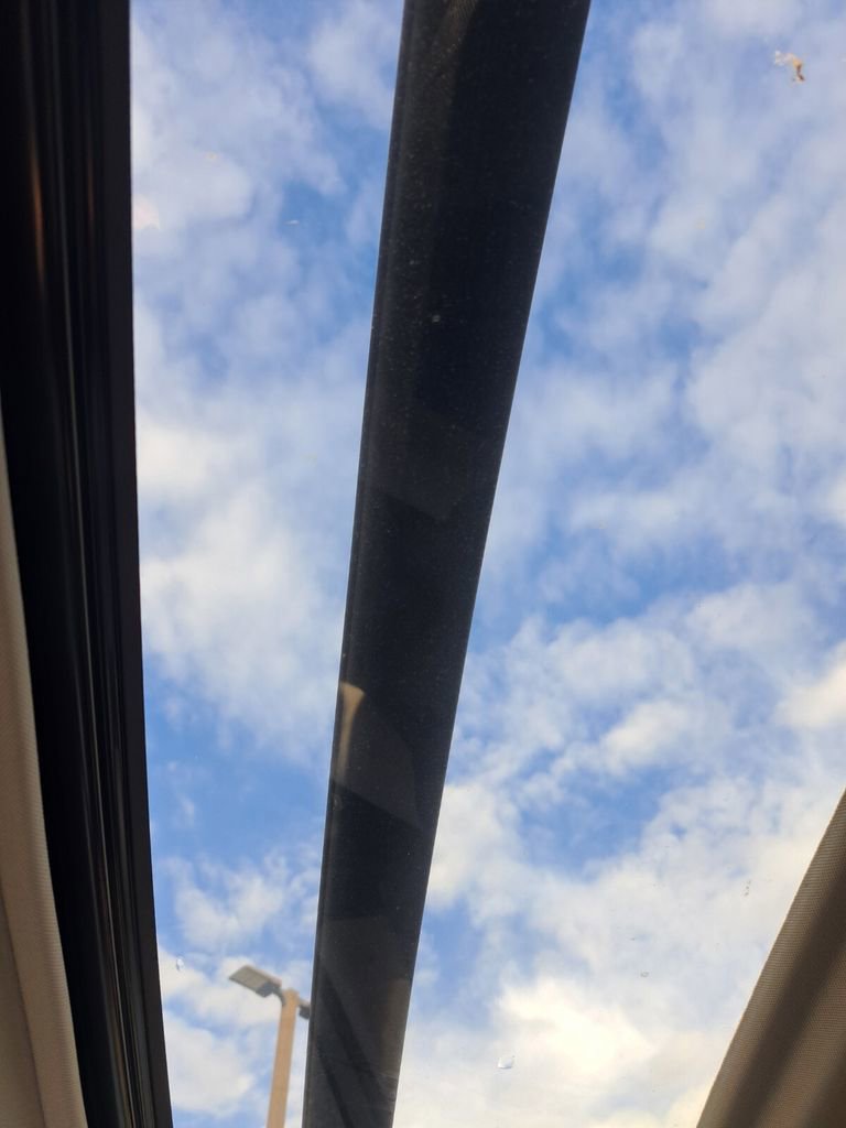 Used 2020 Toyota RAV4 XLE image 17