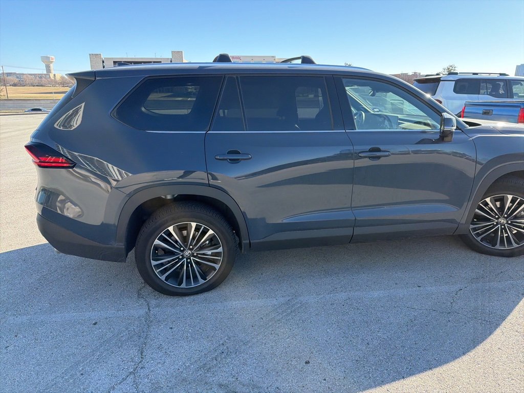 Used 2025 Toyota Grand Highlander MAX Platinum image 7