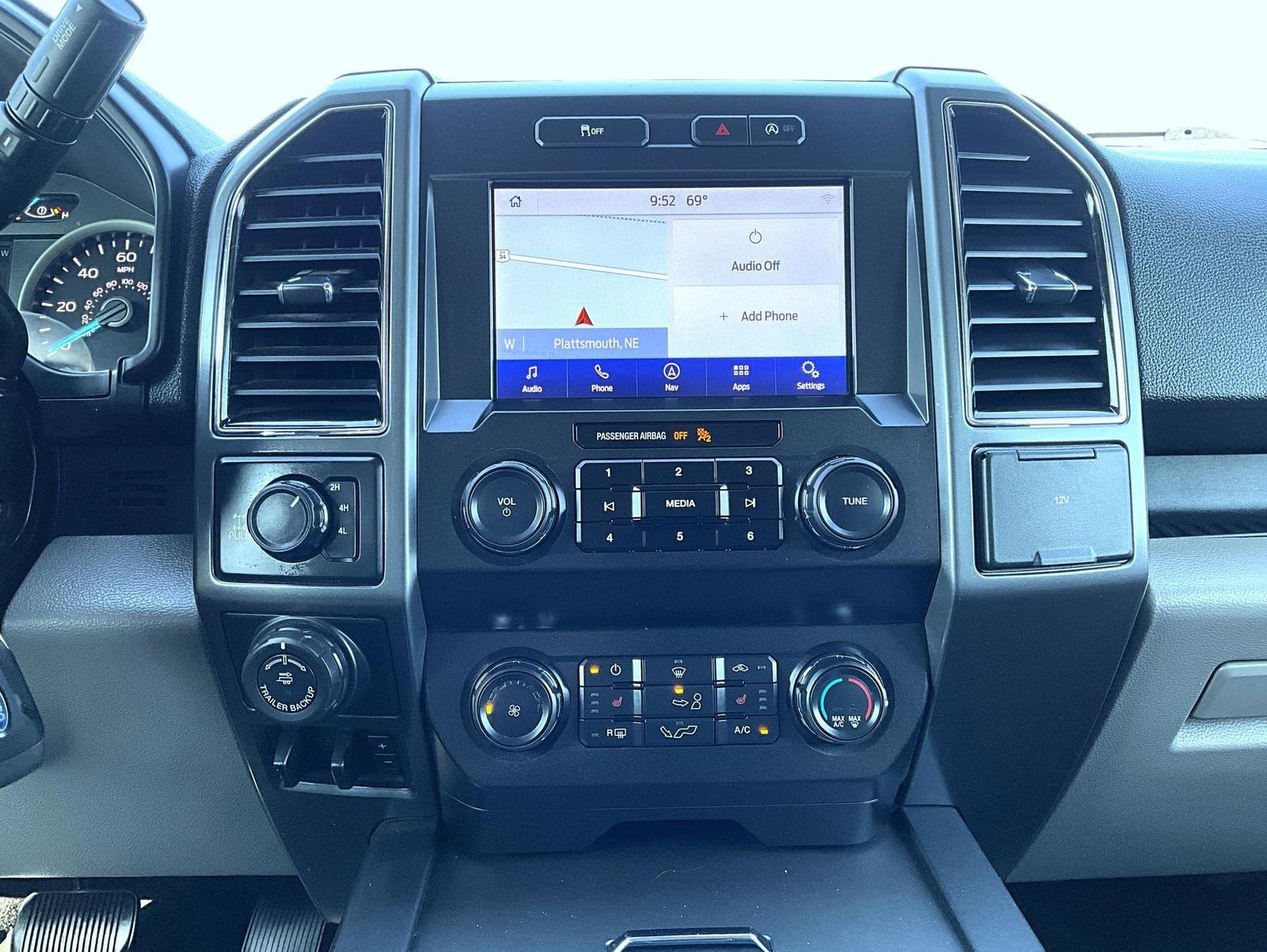 Used 2020 Ford F150 XLT w/ Equipment Group 302A Luxury AWD/4WD image 14