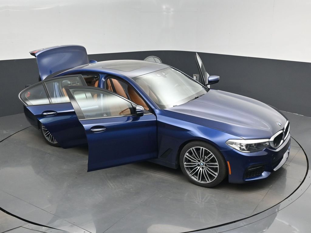 Used 2018 BMW 540i image 19