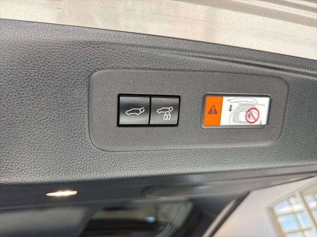 Used 2024 Toyota Land Cruiser image 14