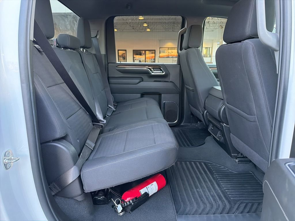 Used 2024 Chevrolet Silverado 2500 LT image 28