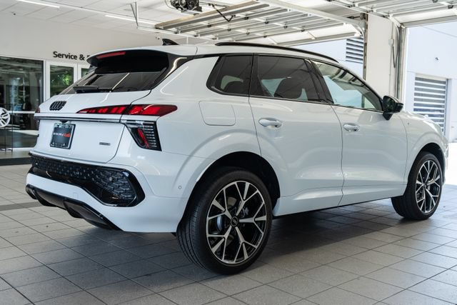 Certified 2026 Audi Q3 quattro 2.0T AWD/4WD image 6