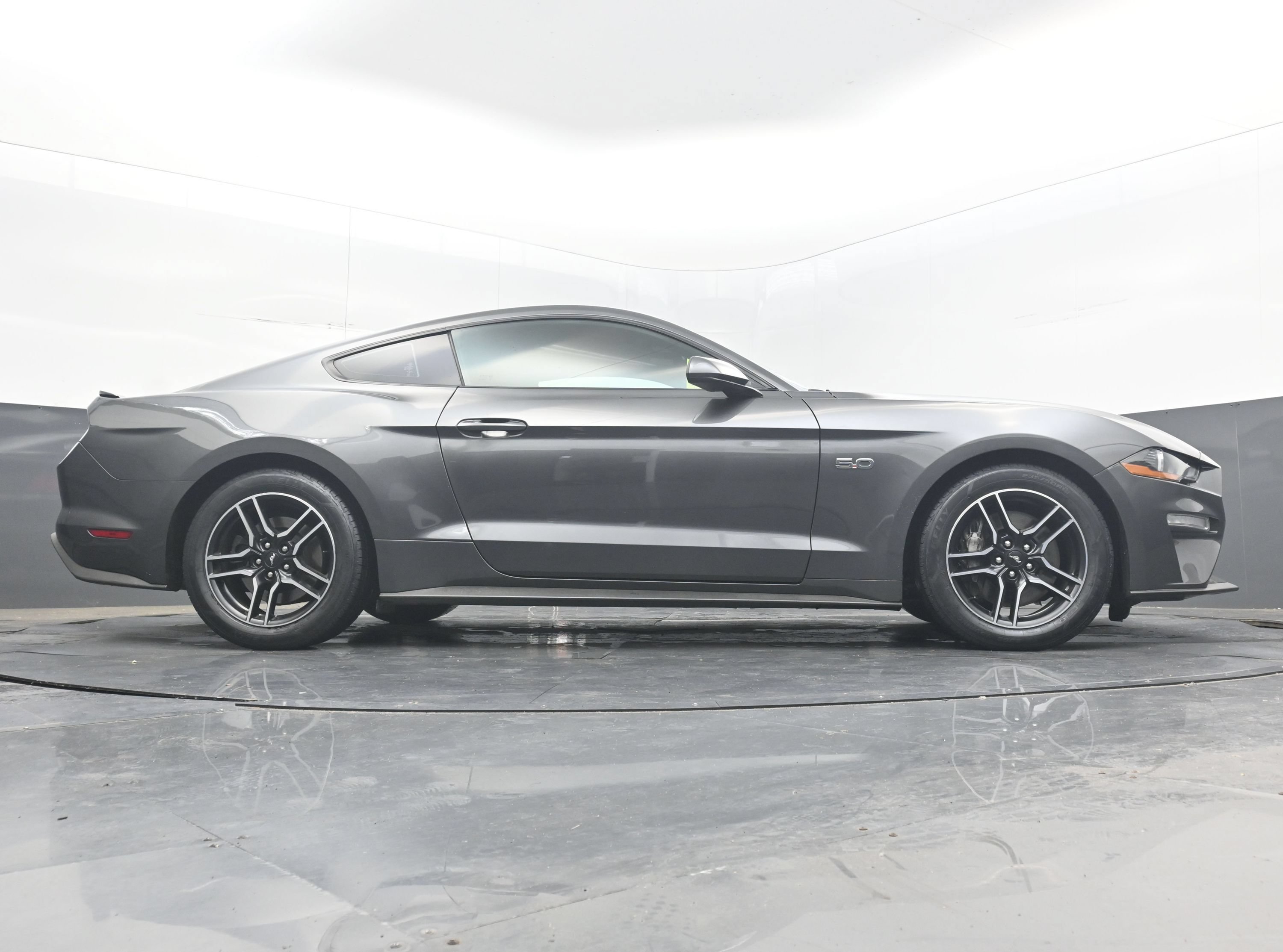 Used 2020 Ford Mustang GT RWD image 29