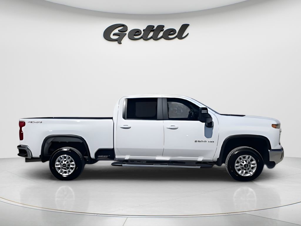 Used 2025 Chevrolet Silverado 2500 LT w/ Convenience Package image 9