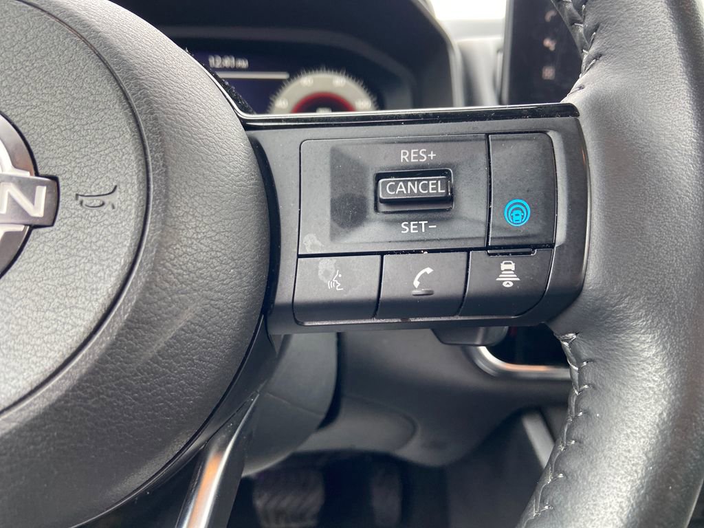 Used 2024 Nissan Rogue SL image 24