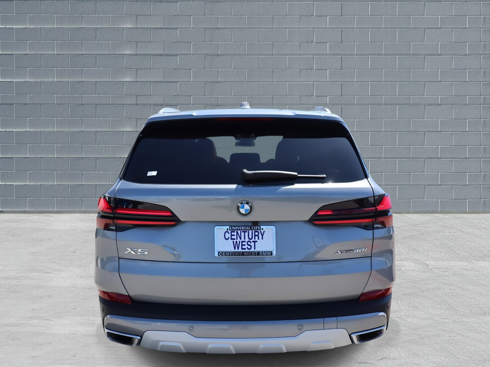 Used 2025 BMW X5 xDrive40i w/ Premium Package image 4