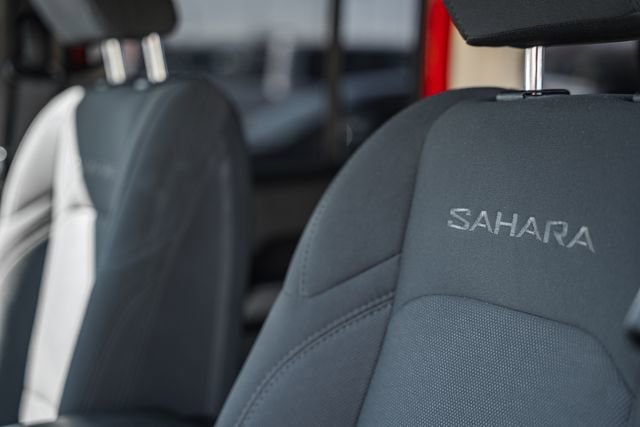 Used 2021 Jeep Wrangler Unlimited Sahara image 44