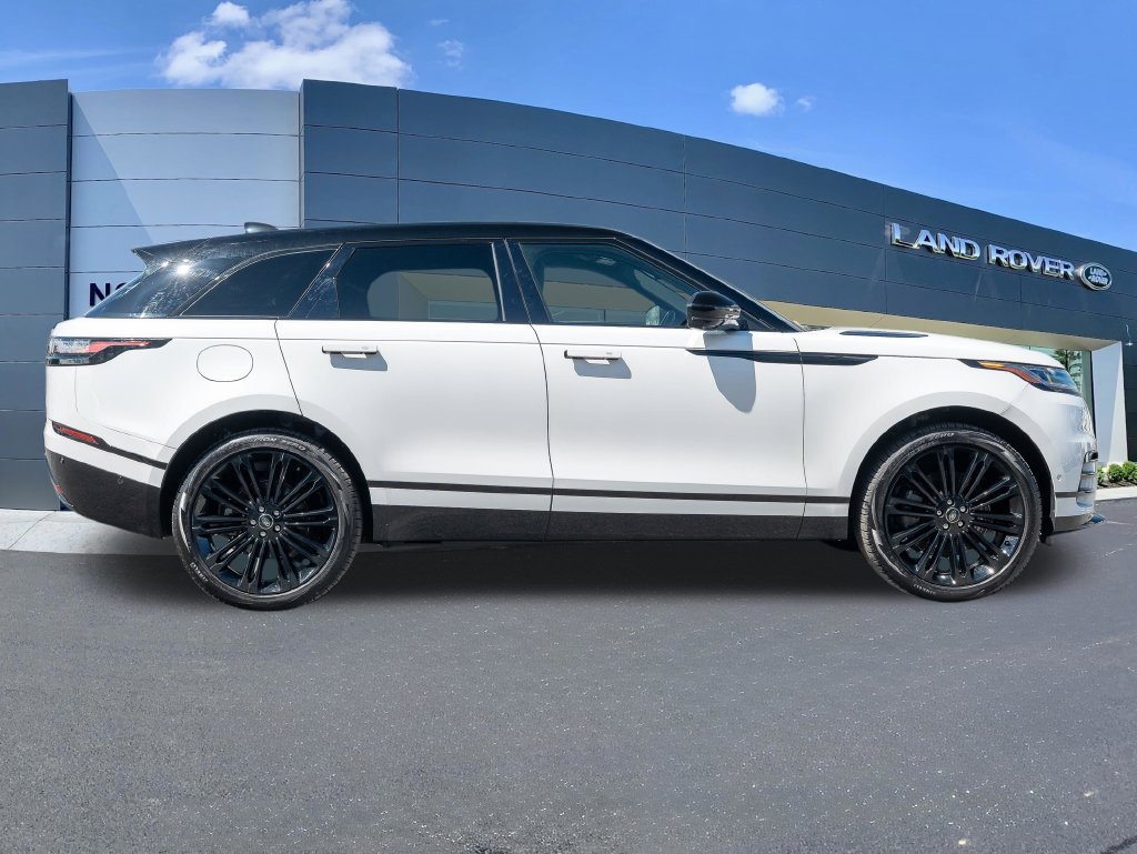 Certified 2025 Land Rover Range Rover Velar Dynamic HSE AWD/4WD image 8