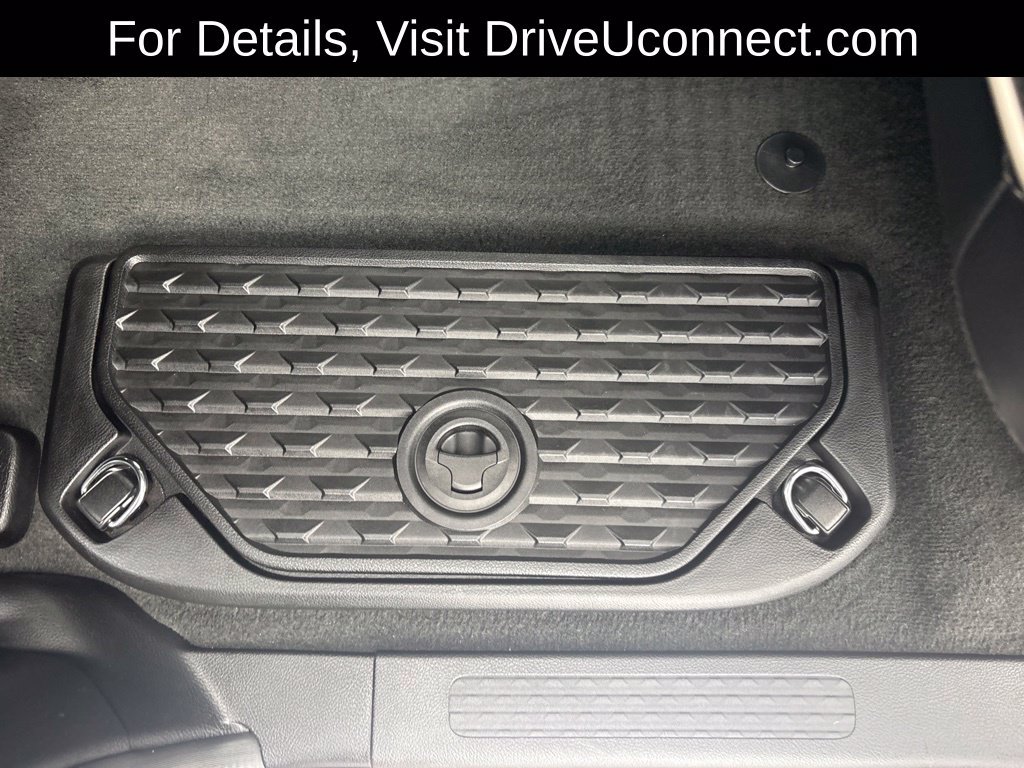 Used 2023 RAM 1500 Laramie AWD/4WD image 38