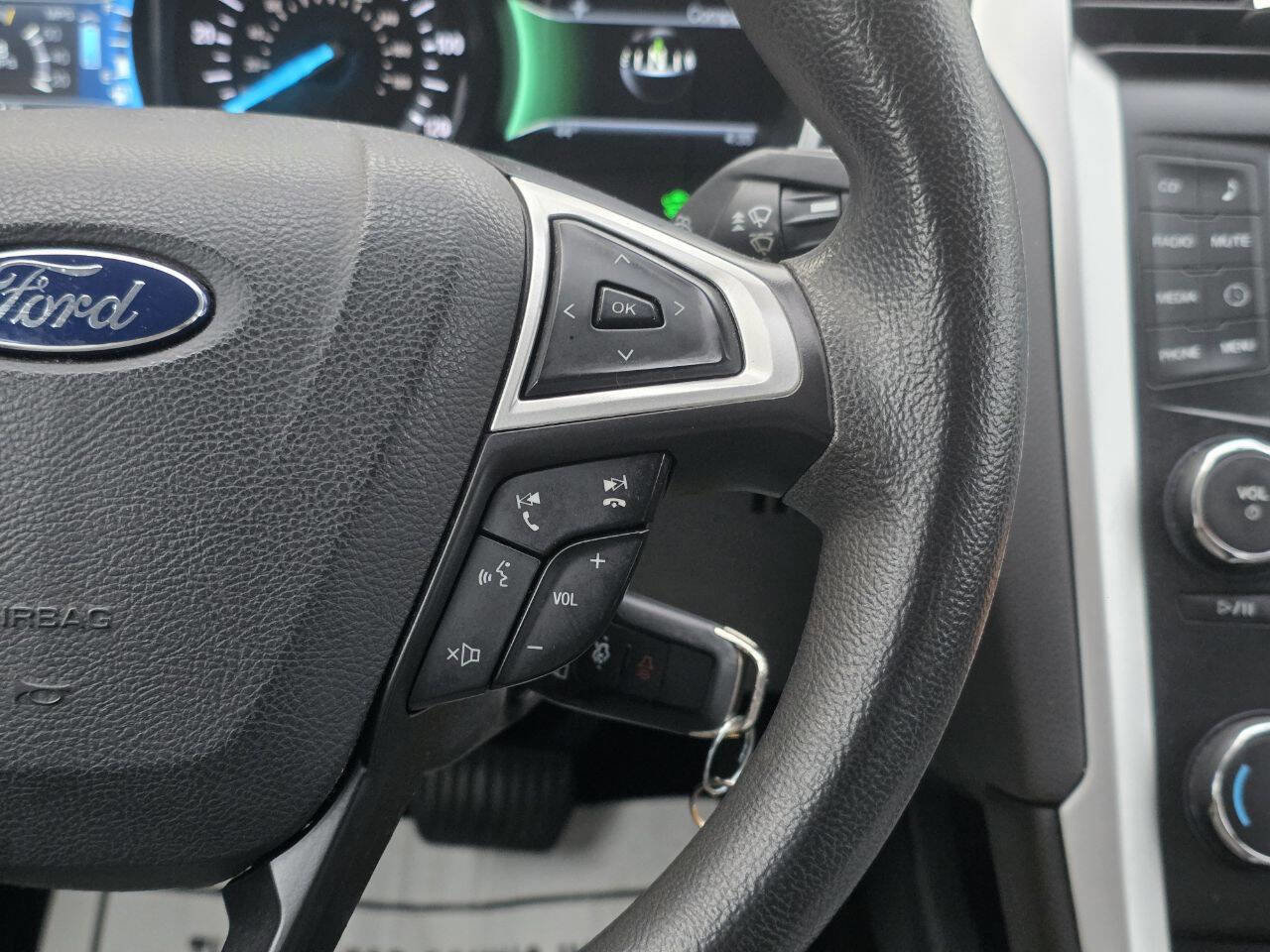 Used 2014 Ford Fusion S image 20