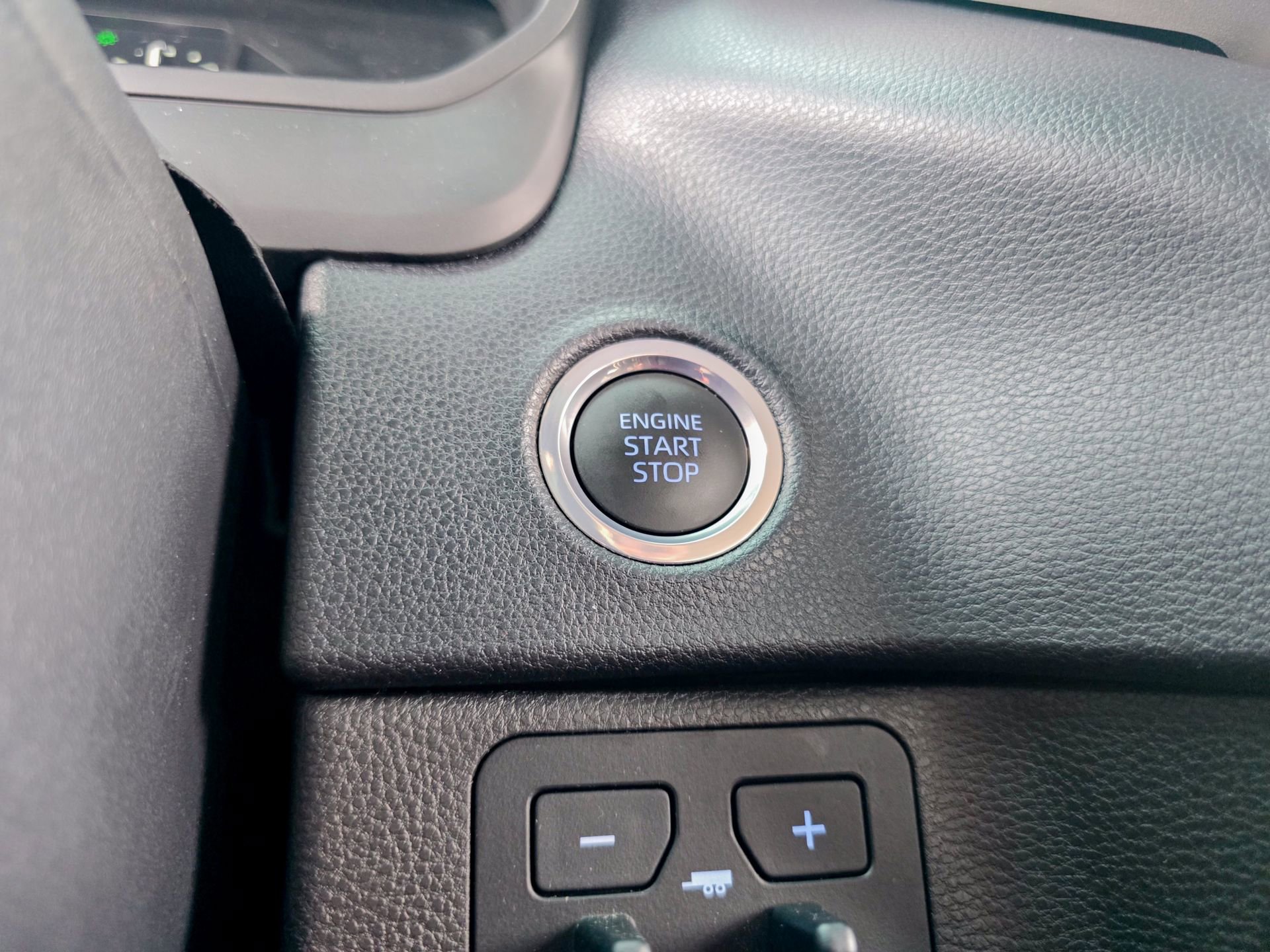 Used 2024 Toyota Tundra SR5 image 39