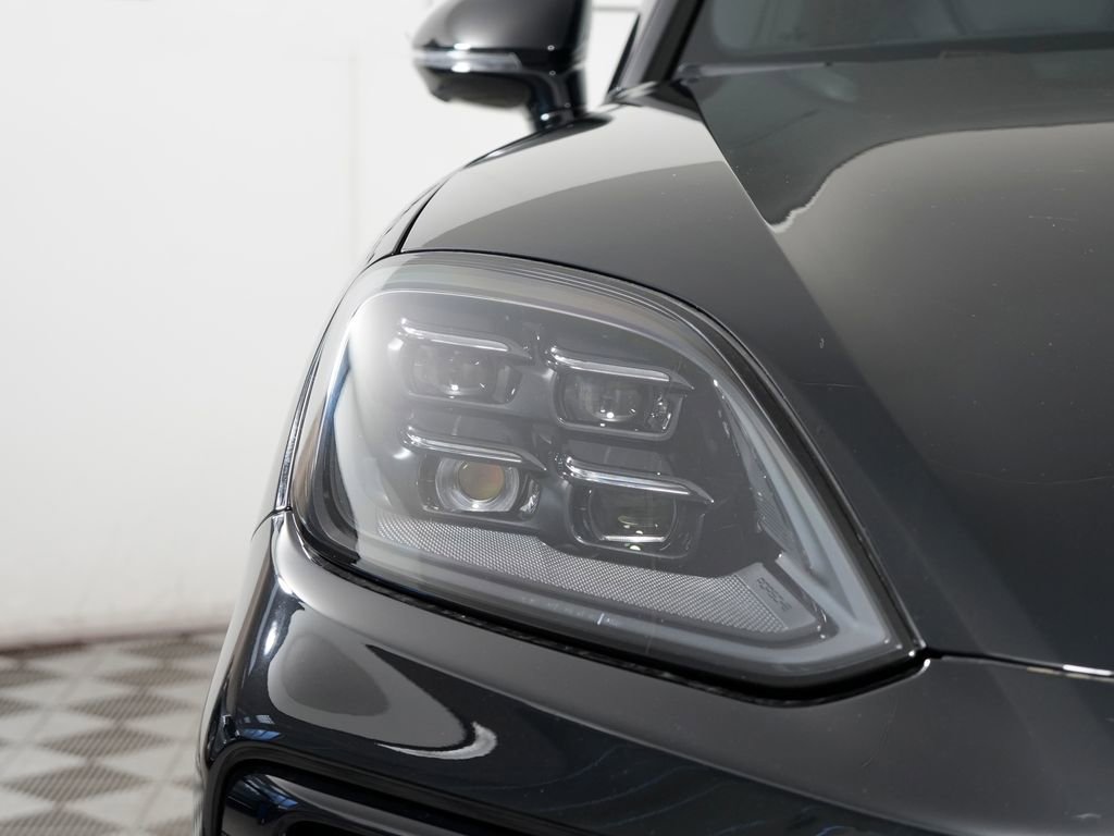 New 2026 Porsche Cayenne S AWD/4WD image 11