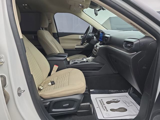 Used 2021 Ford Explorer XLT image 43