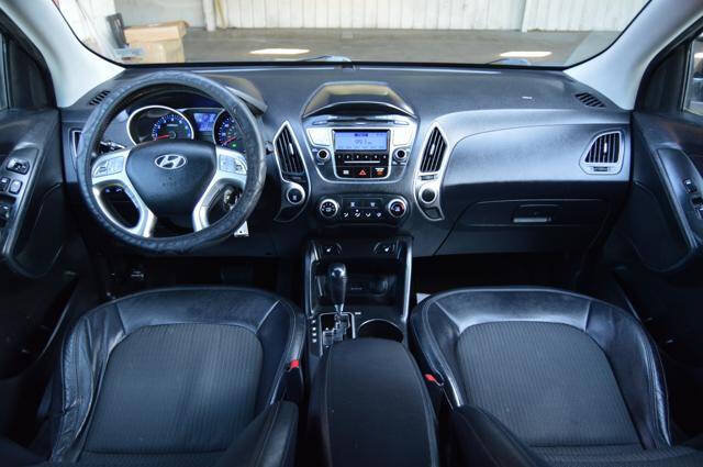 Used 2012 Hyundai Tucson GLS AWD/4WD image 15