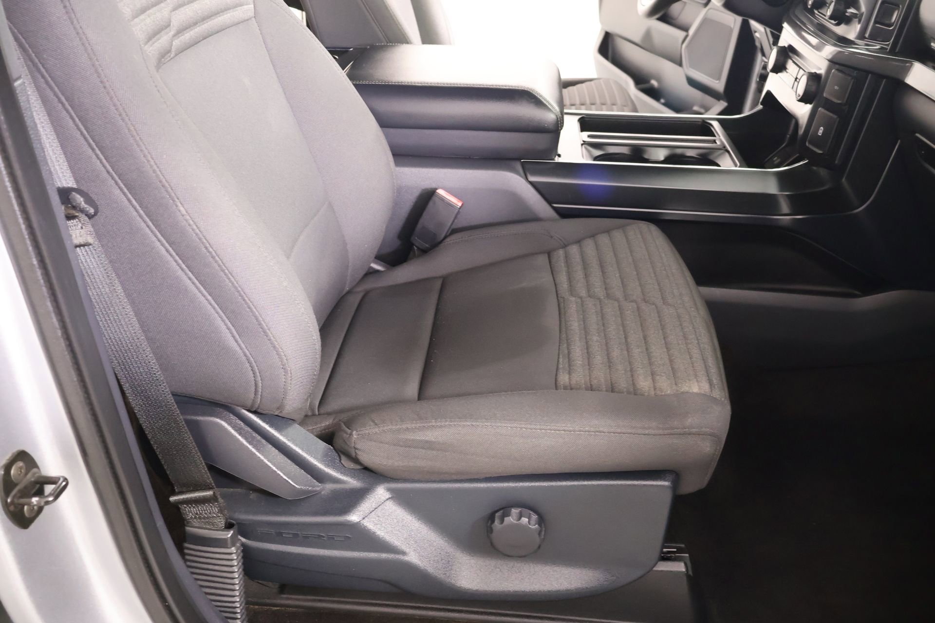 Used 2021 Ford F150 XL w/ STX Appearance Package RWD image 12