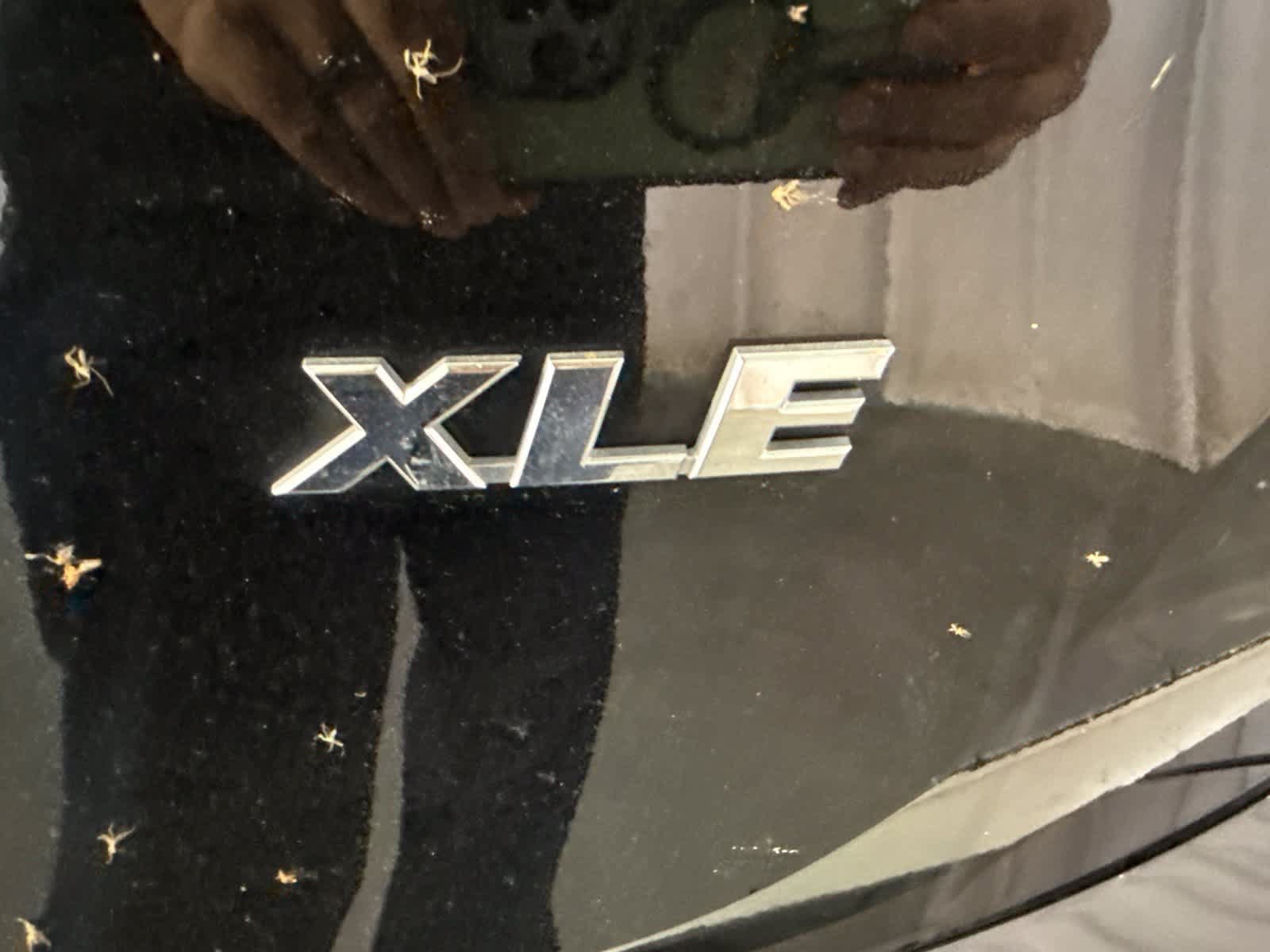 Used 2018 Toyota RAV4 XLE FWD image 15