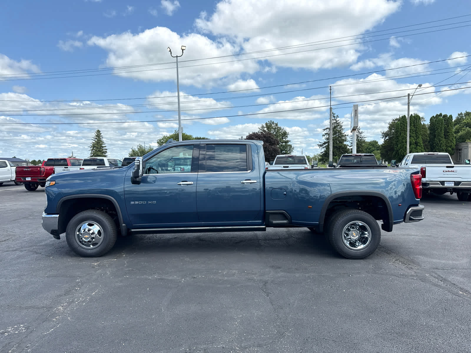 New 2026 Chevrolet Silverado 3500 LTZ w/ LTZ Plus Package AWD/4WD image 2