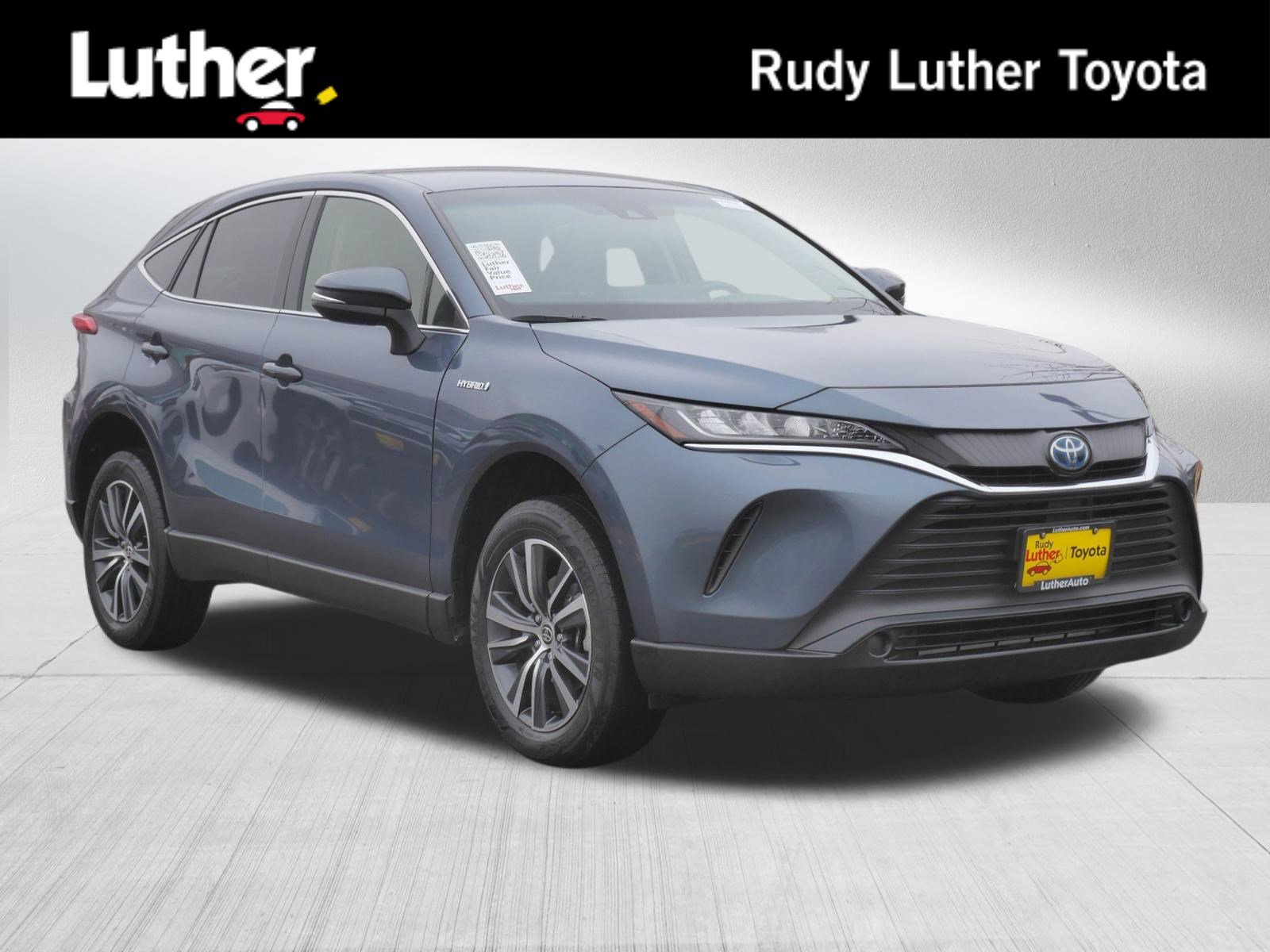 Certified 2021 Toyota Venza LE image 1