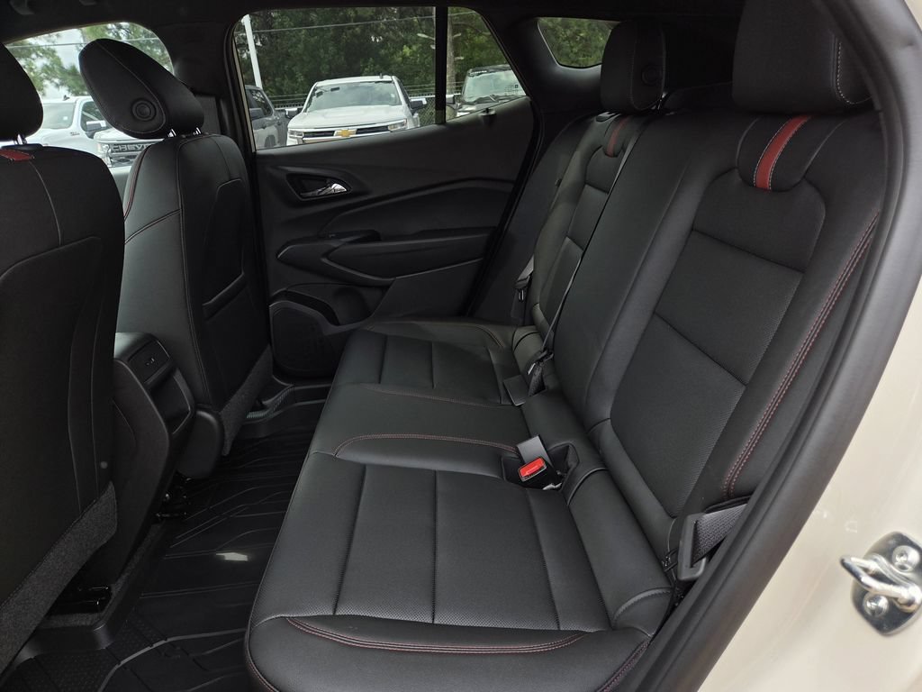 New 2026 Chevrolet Trax RS w/ Driver Confidence Package FWD image 18