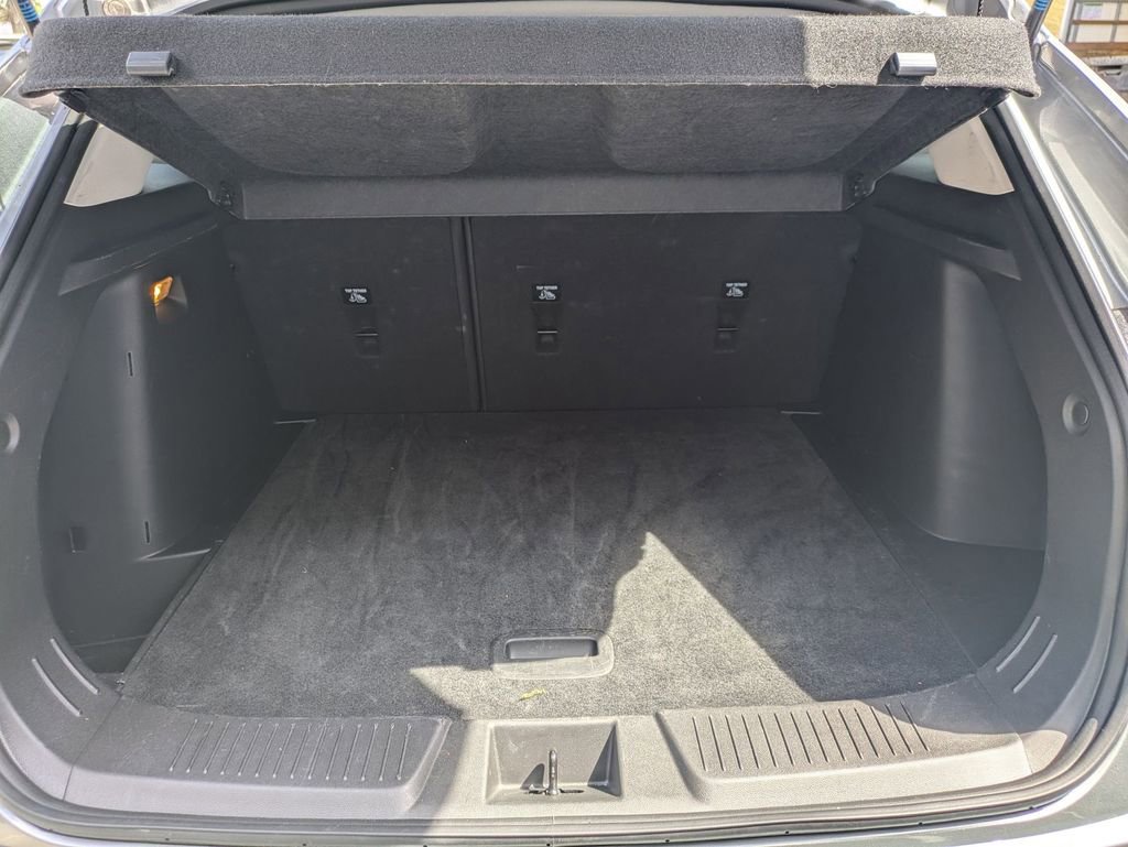 Used 2025 Chevrolet Trax LT w/ LT Convenience Package image 27