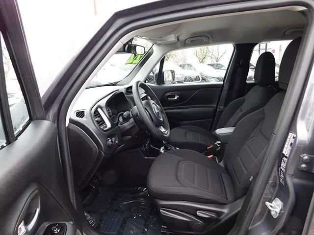 Used 2022 Jeep Renegade Latitude image 14