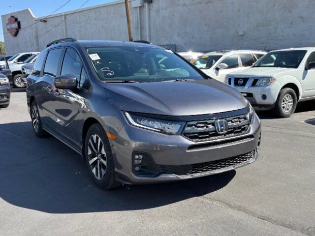 Used 2025 Honda Odyssey EX-L image 2