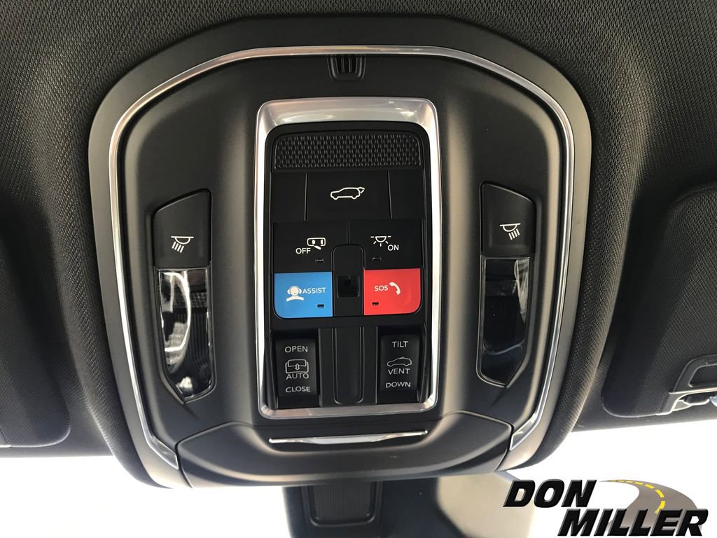 New 2025 Jeep Grand Cherokee L Altitude image 24