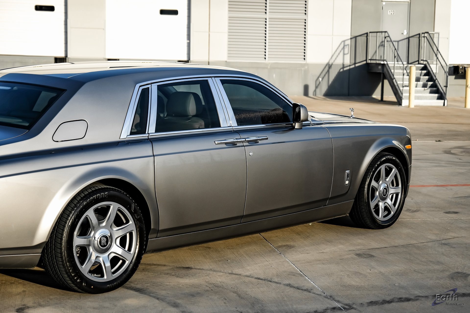 Used 2014 Rolls-Royce Phantom Sedan image 14