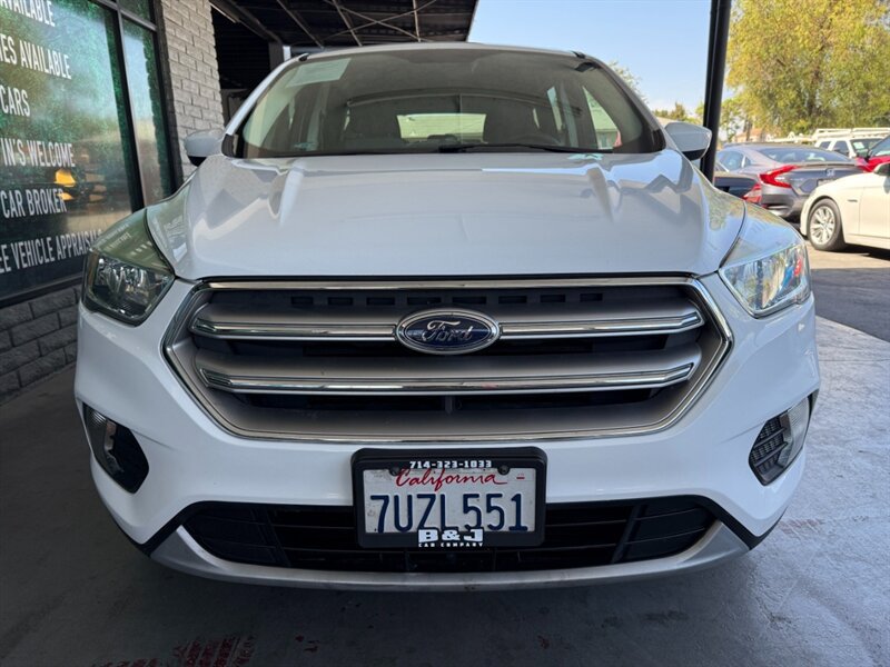 Used 2017 Ford Escape SE FWD image 12