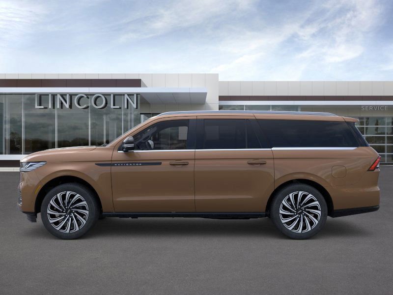 New 2025 Lincoln Navigator L Black Label image 3