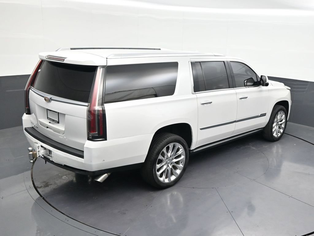 Used 2019 Cadillac Escalade ESV Premium Luxury RWD image 23