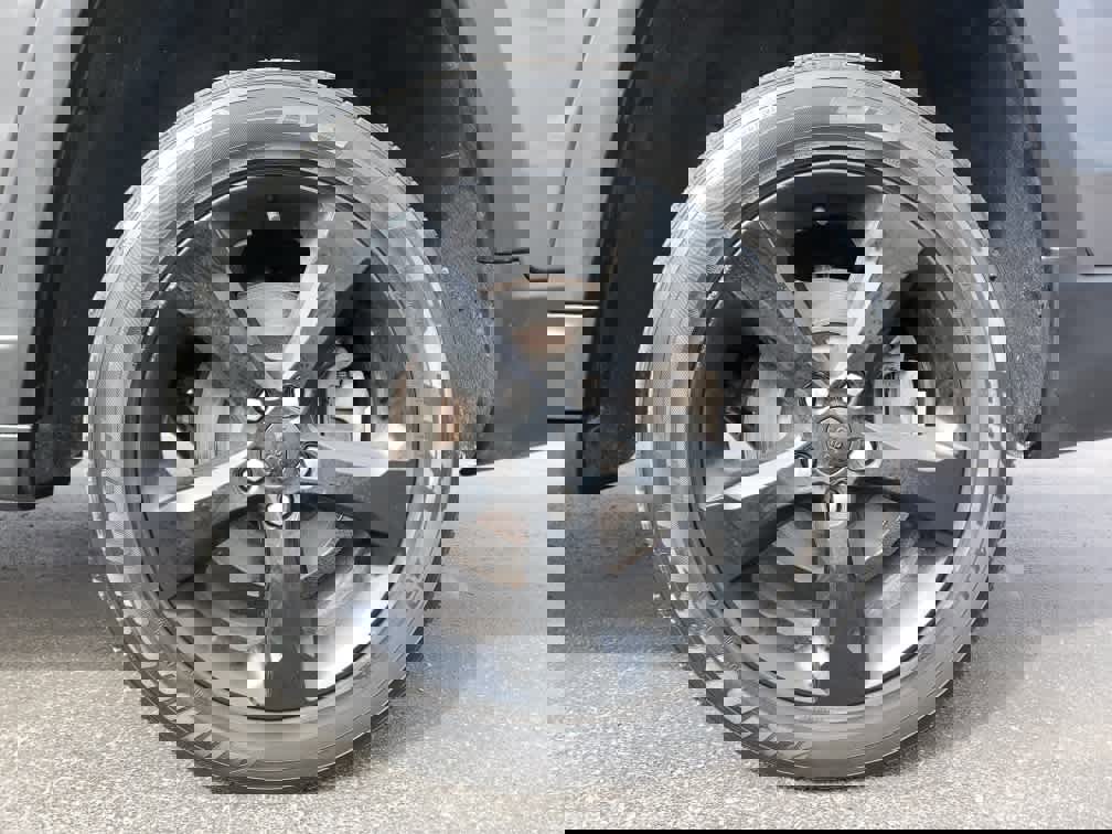 Used 2023 Jeep Grand Cherokee L Laredo image 9