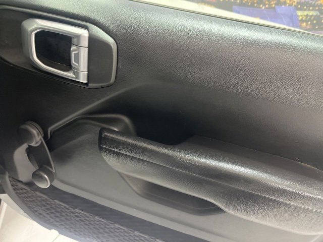 Used 2022 Jeep Wrangler Sport image 22