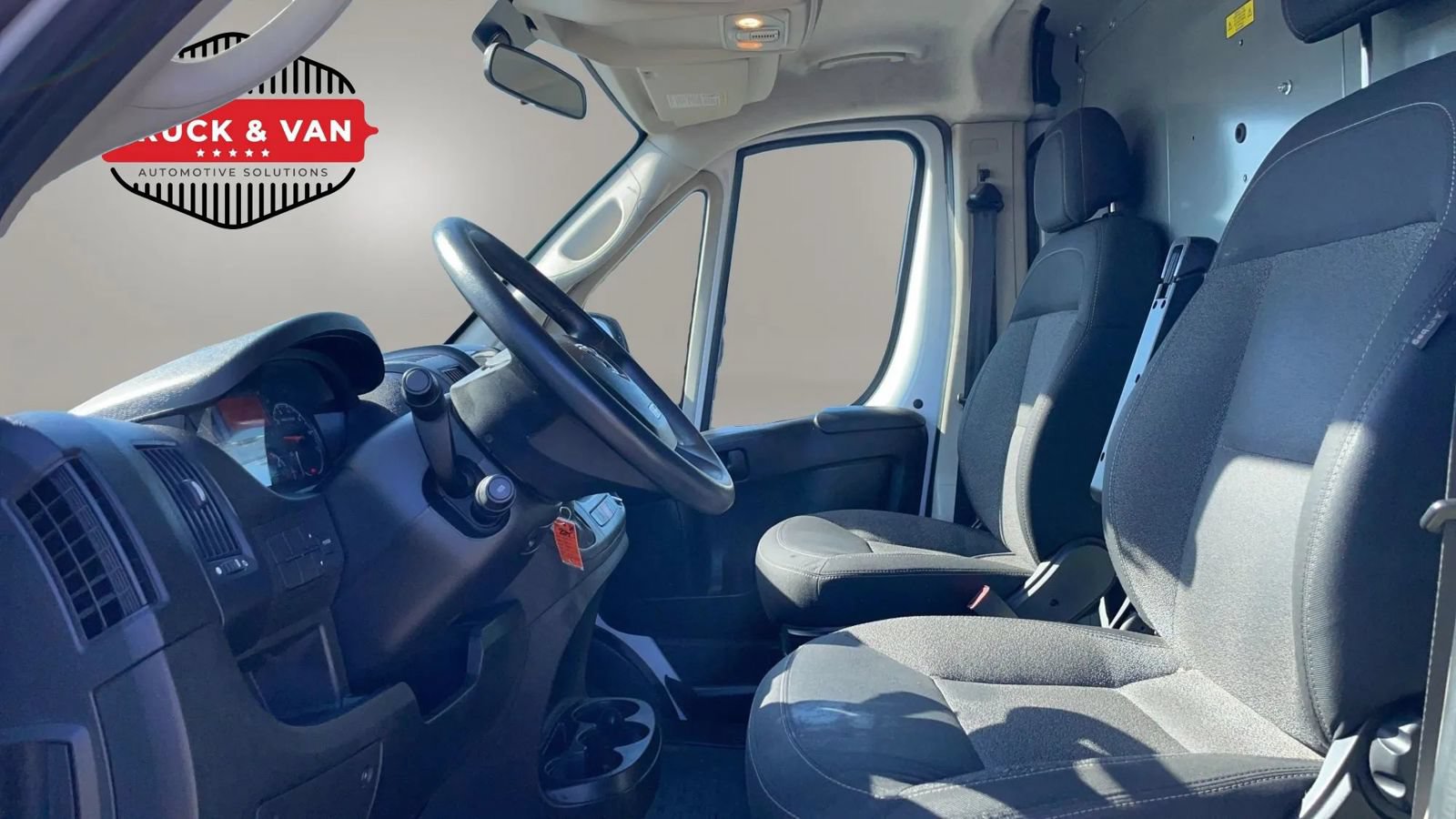 Used 2018 RAM ProMaster 1500 w/ Premium Appearance Group FWD image 25