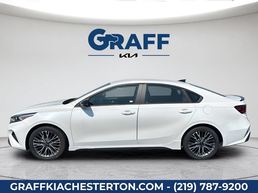 Used 2023 Kia Forte GT-Line FWD image 3