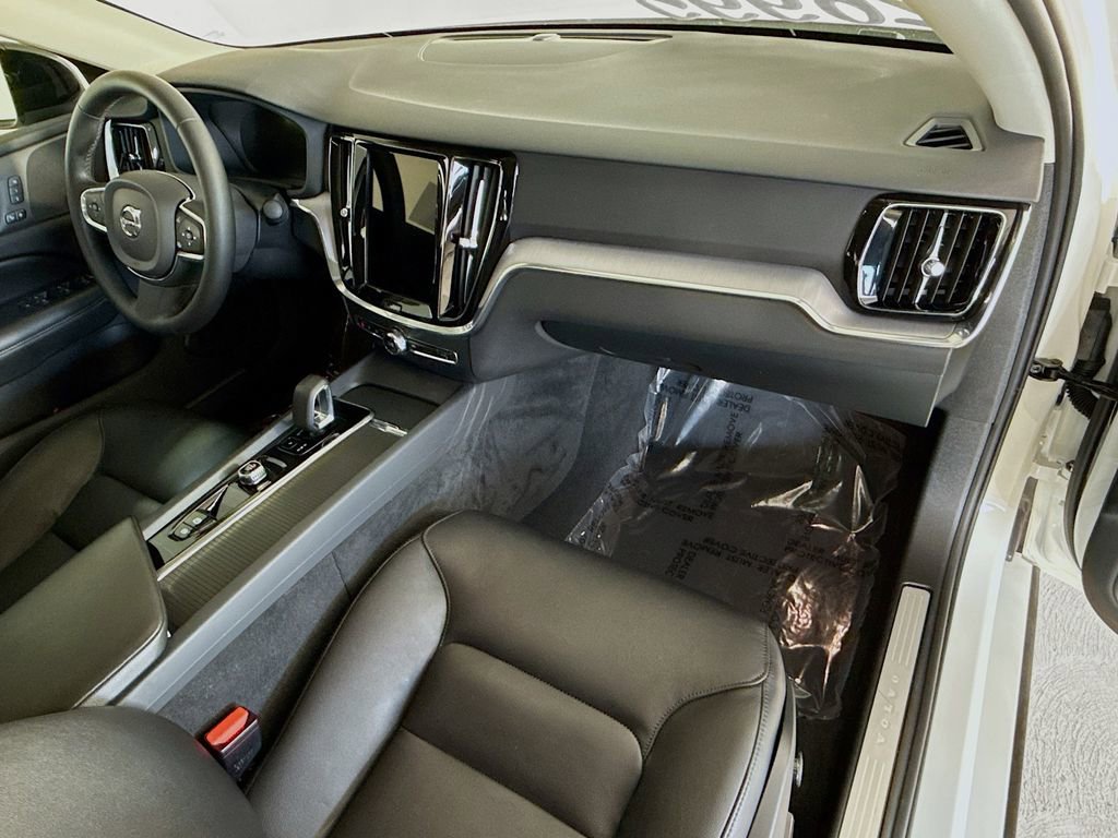 Certified 2023 Volvo S60 B5 Core w/ Climate Package image 29