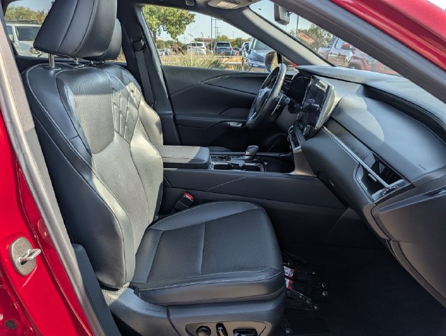 Used 2024 Lexus RX 350 Premium w/ Accessory Package (Z1) FWD image 32