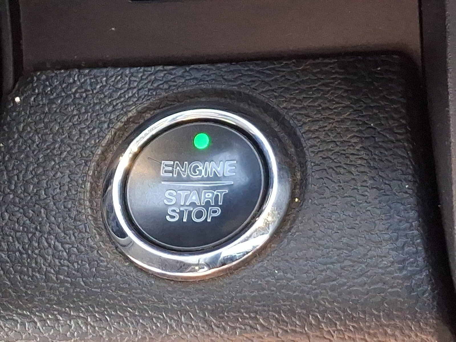 Used 2020 Ford F350 Lariat AWD/4WD image 26
