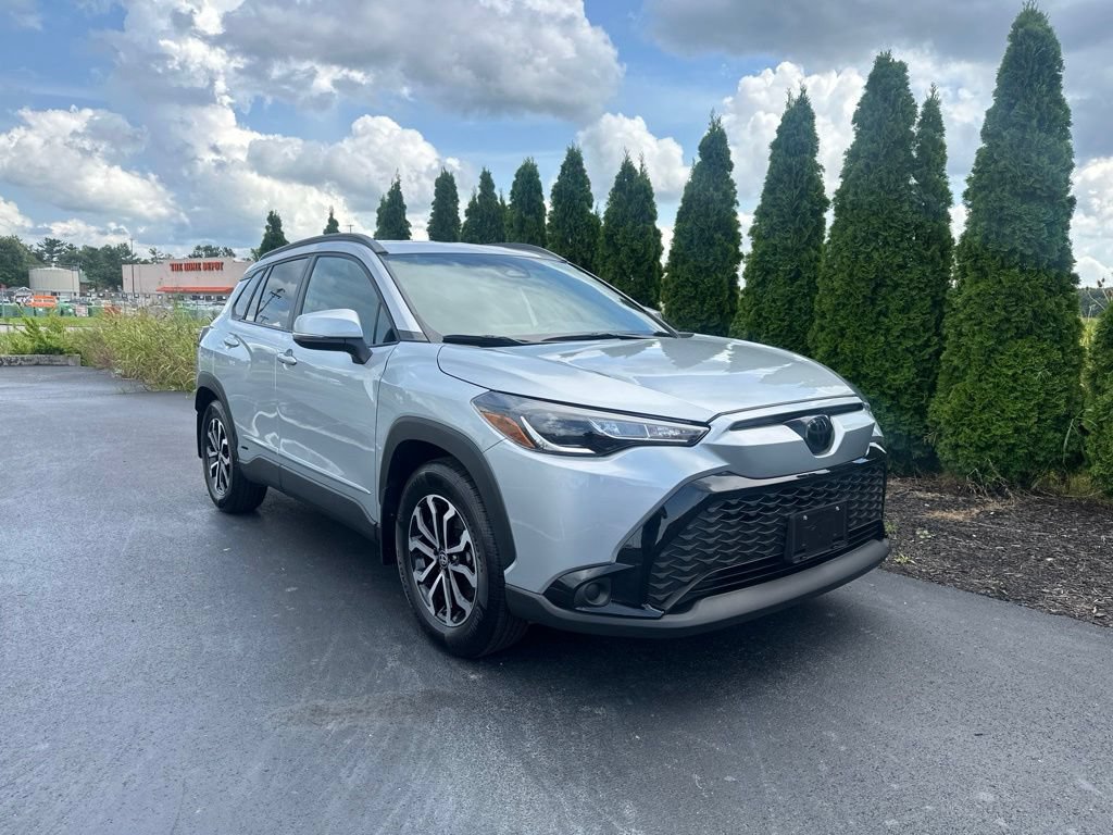 Certified 2023 Toyota Corolla Cross AWD Hybrid w/ Moonroof Package image 2