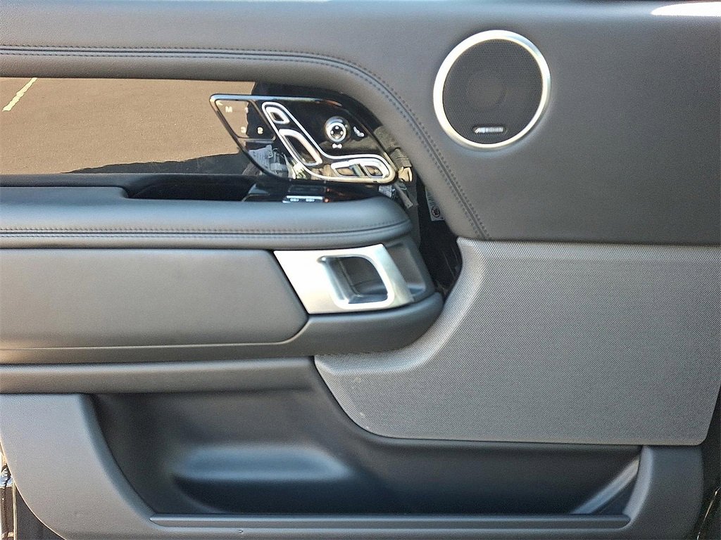 Used 2021 Land Rover Range Rover Westminster Edition image 13