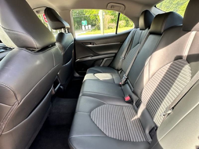 Used 2024 Toyota Camry SE FWD image 15