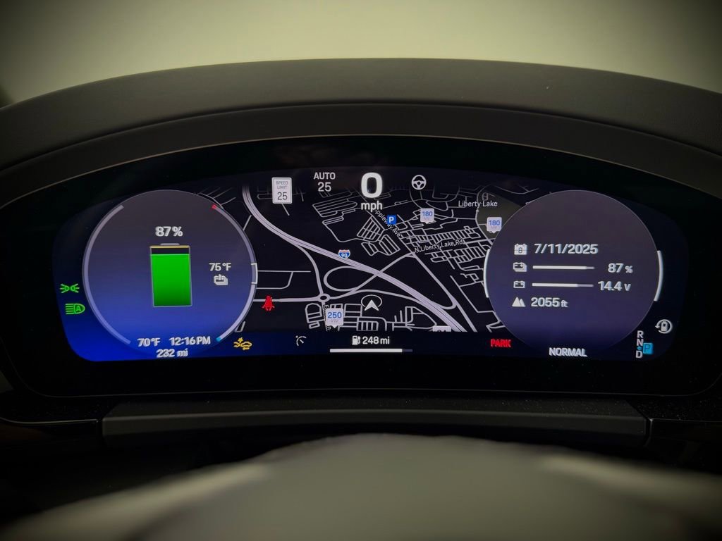 New 2024 Porsche Macan 4 Electric AWD/4WD image 25