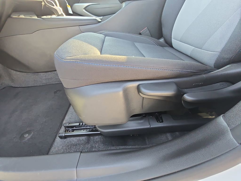 Used 2026 Chevrolet Trax LS w/ Driver Confidence Package FWD image 29