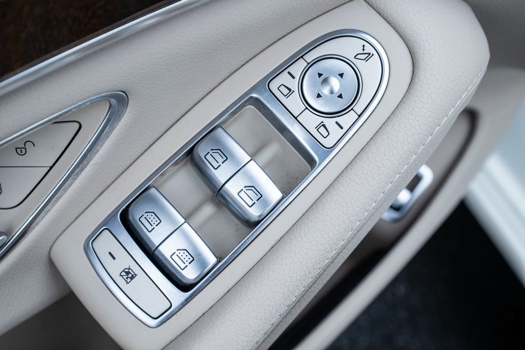 Used 2017 Mercedes-Benz S 550 S 550 image 18