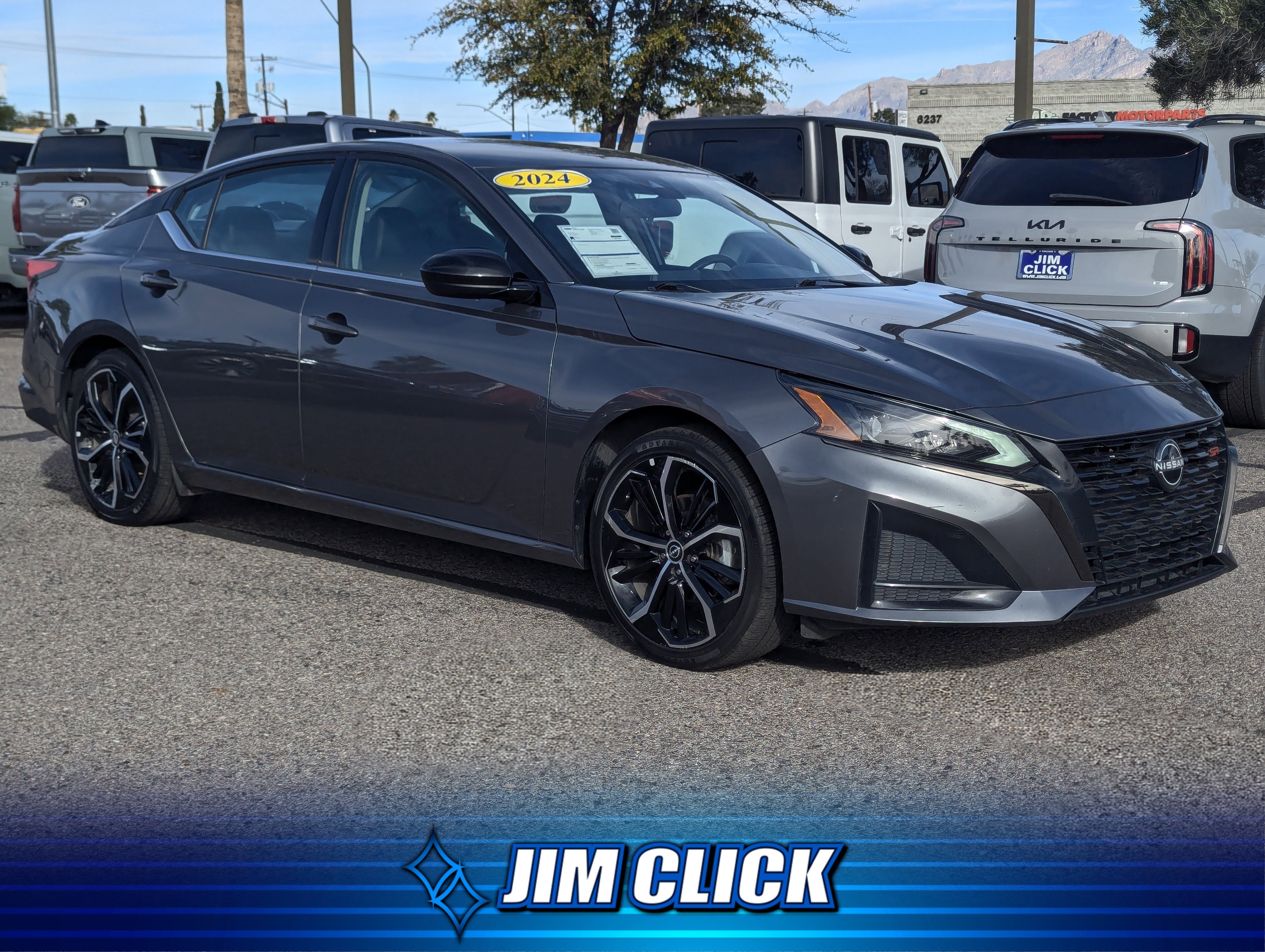 Used 2024 Nissan Altima 2.5 SR image 1