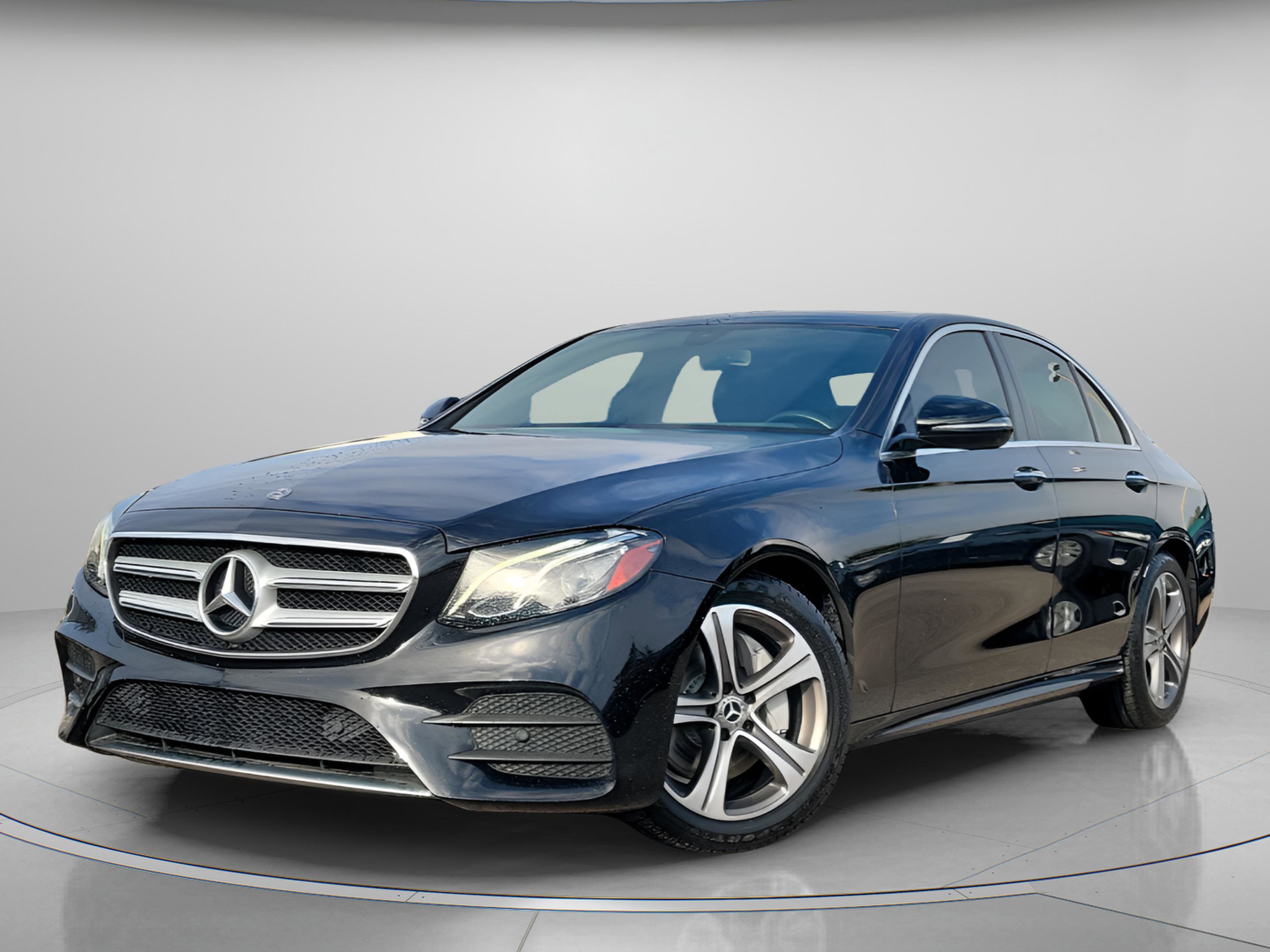 Used 2020 Mercedes-Benz E 350 Sedan image 2