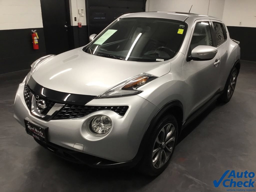 Used 2017 Nissan Juke SV AWD/4WD image 6